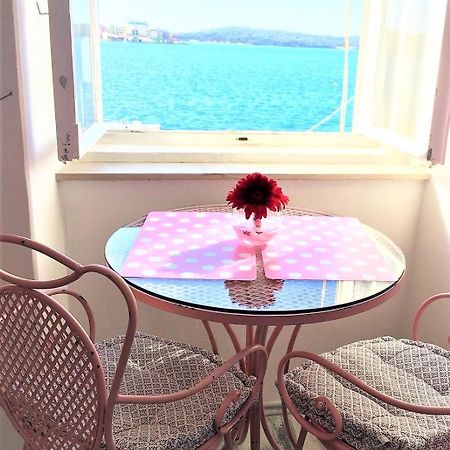 Main Square Apartments With Sea View Pula Luaran gambar