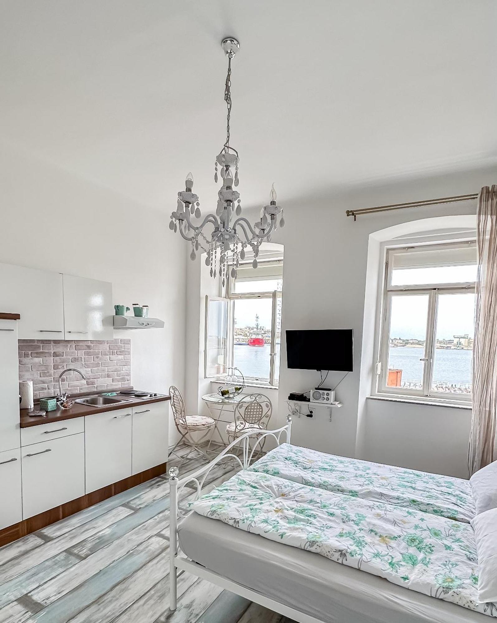 Main Square Apartments With Sea View Pula Luaran gambar