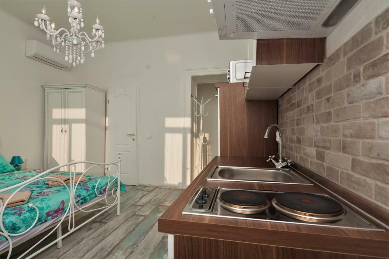 Main Square Apartments With Sea View Pula Luaran gambar